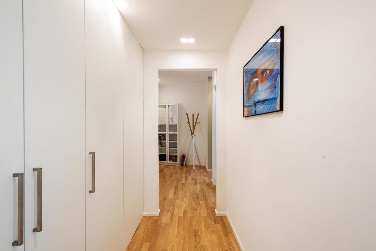 Spacious & Comfortable Apartment In Duomo By Easylife Milán Exteriér fotografie