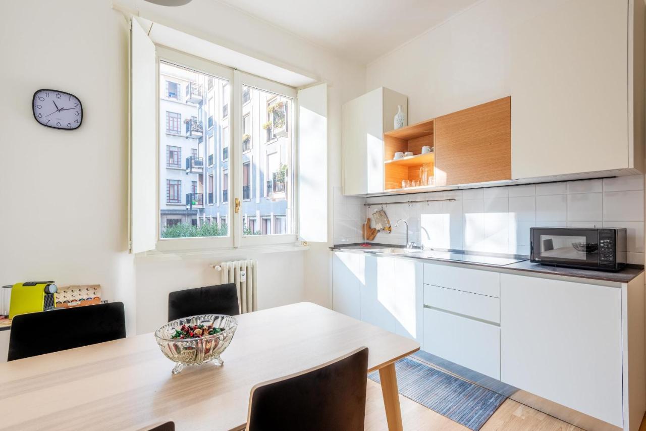 Spacious & Comfortable Apartment In Duomo By Easylife Milán Exteriér fotografie